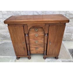 Queen Anne Bachelor's Chest